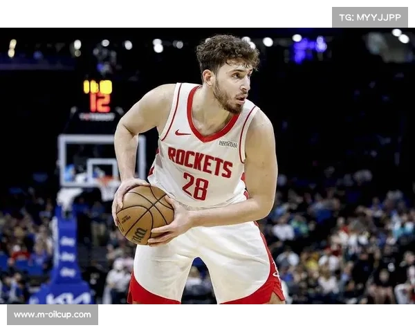 申京季前赛表现抢眼 场均24分钟贡献8.3次助攻助力进攻体系